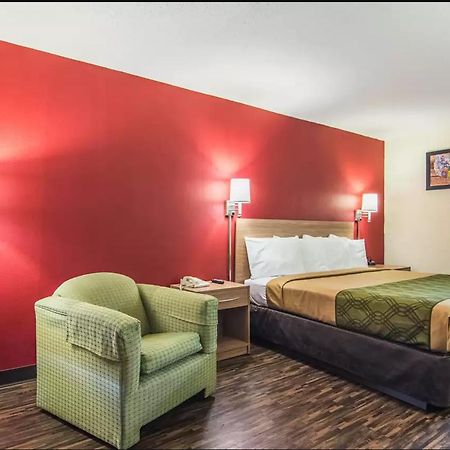Econo Lodge פורט פיין מראה חיצוני תמונה