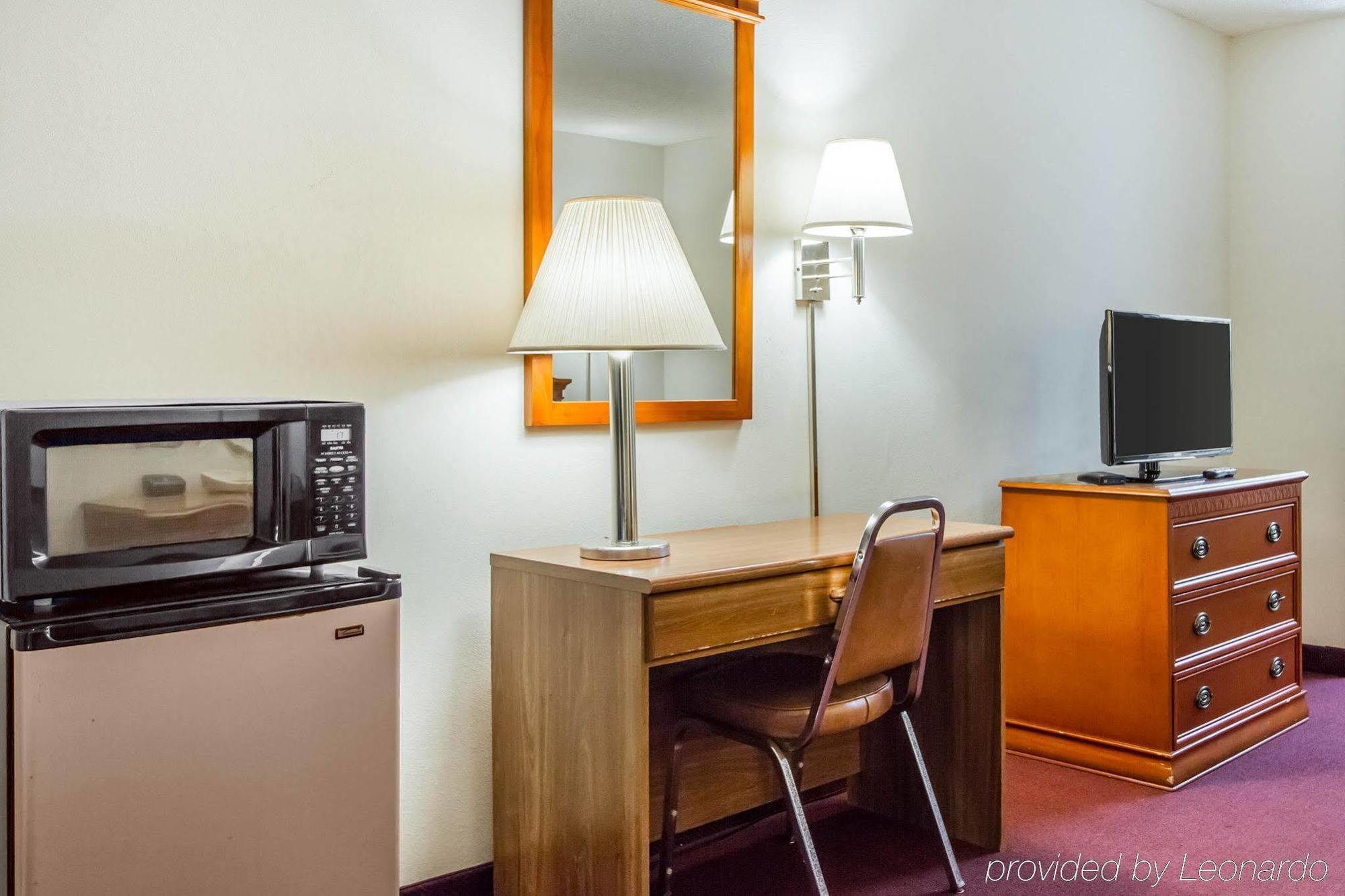 Econo Lodge פורט פיין מראה חיצוני תמונה