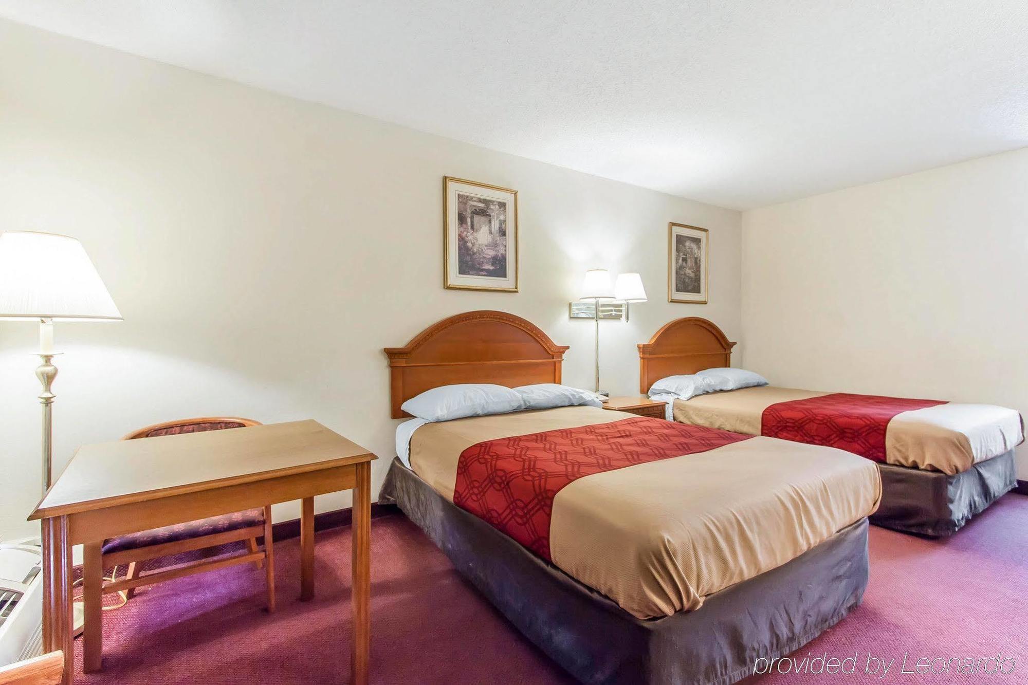 Econo Lodge פורט פיין מראה חיצוני תמונה
