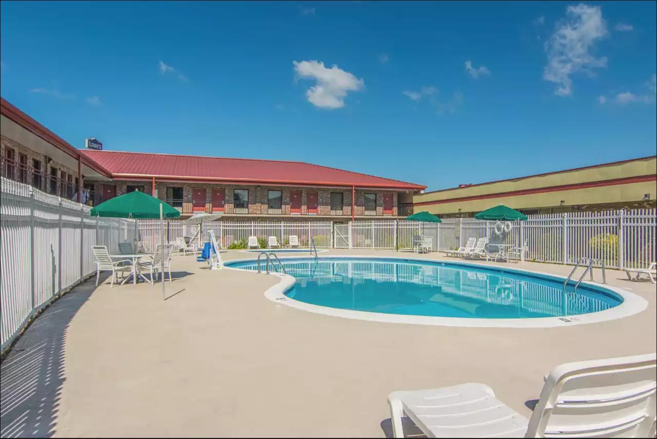 Econo Lodge פורט פיין מראה חיצוני תמונה