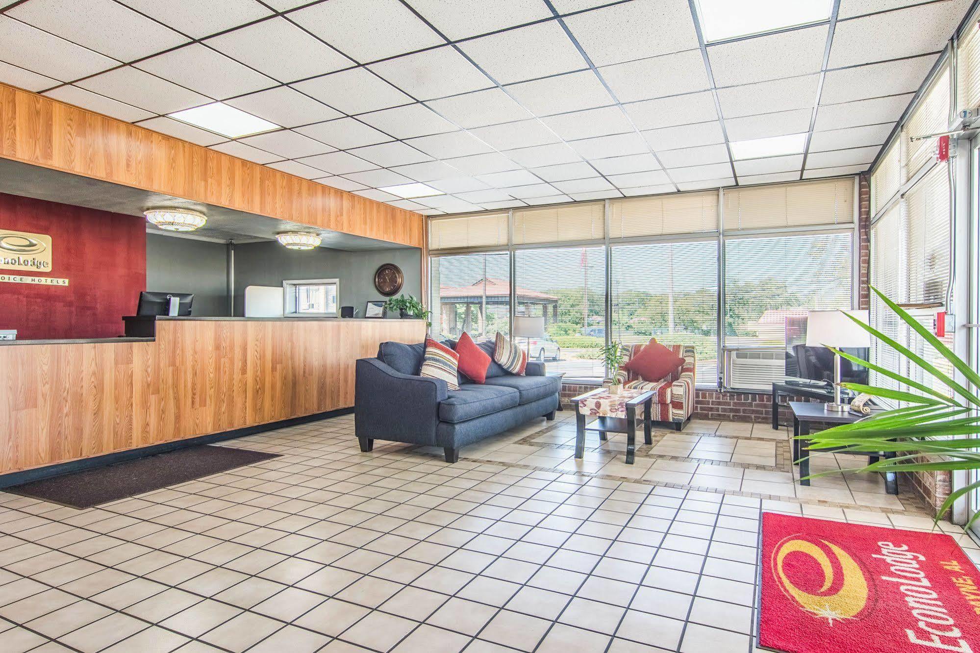 Econo Lodge פורט פיין מראה חיצוני תמונה