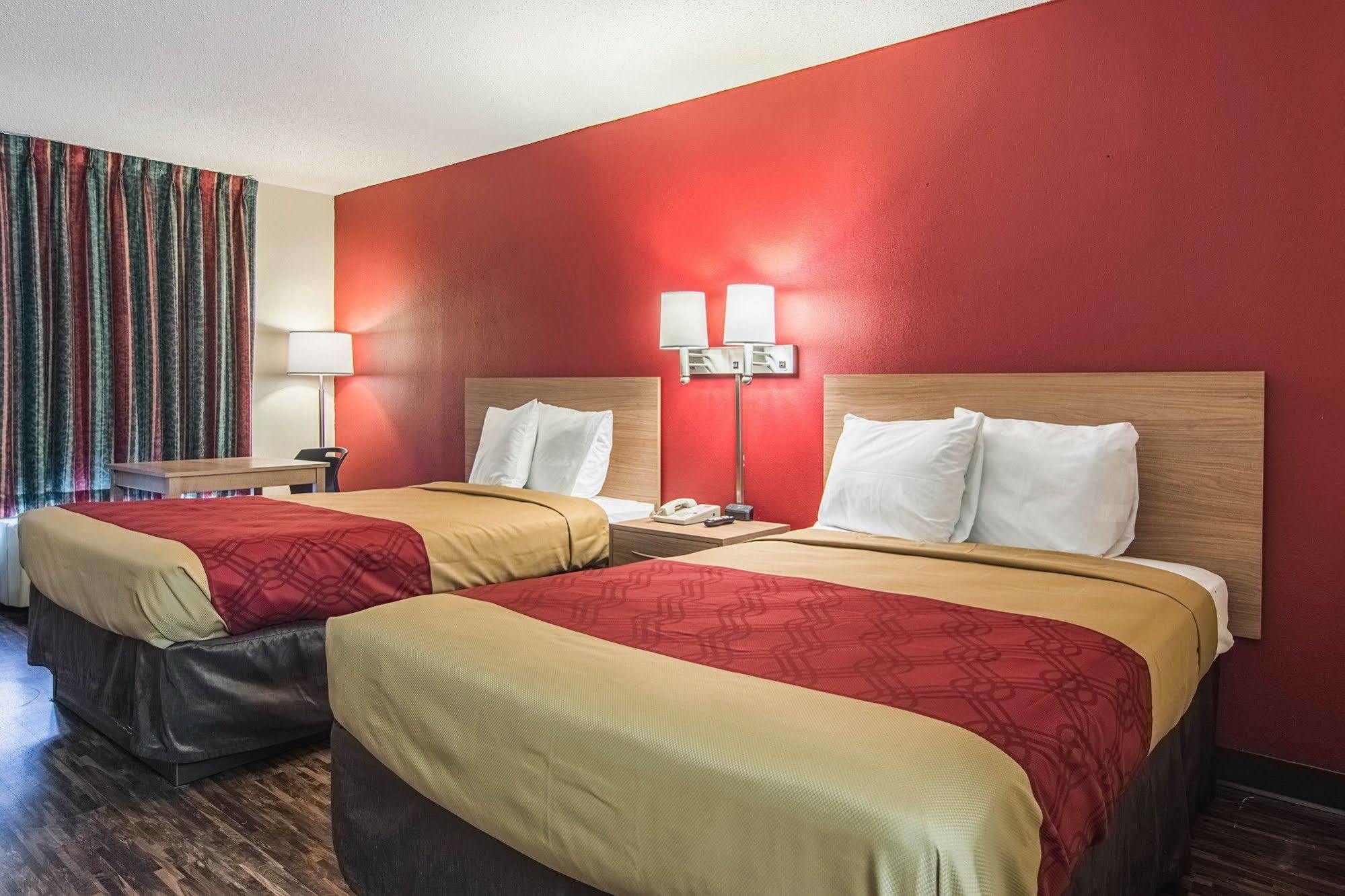 Econo Lodge פורט פיין מראה חיצוני תמונה